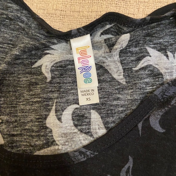 Black Floral Lularoe classic T - Picture 2 of 3